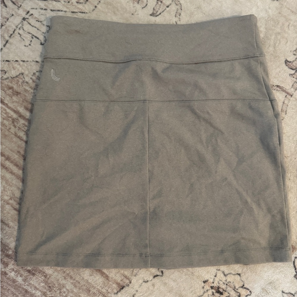 Lole Skirt - Picture 4 of 5